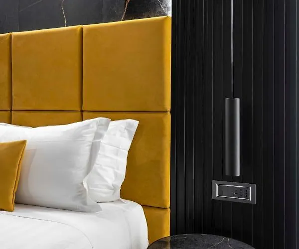 Konukevi At Luxury Navona 4*